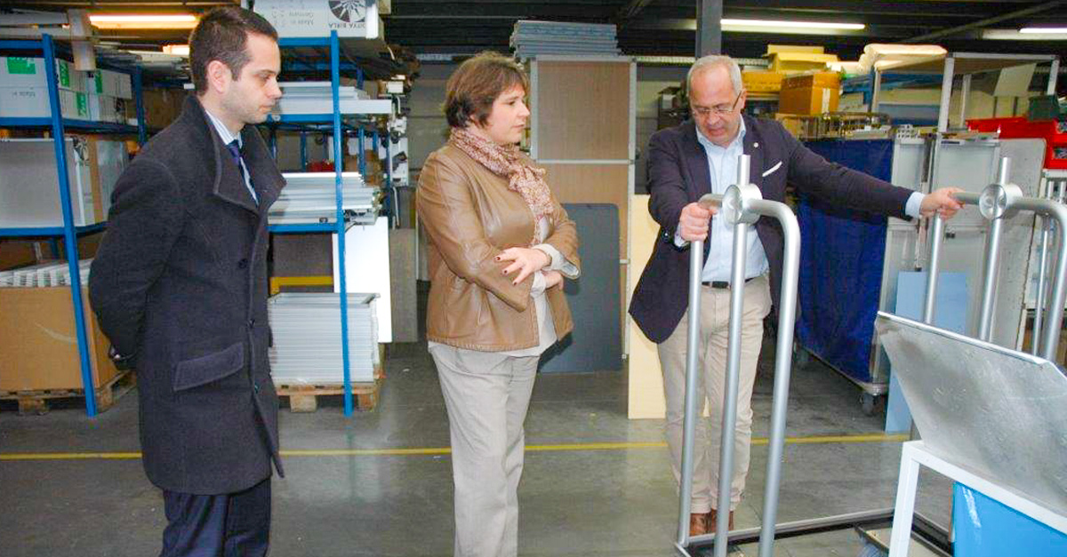 La Secrétaire d'Etat Cécile Jodogne visite Mercura industries